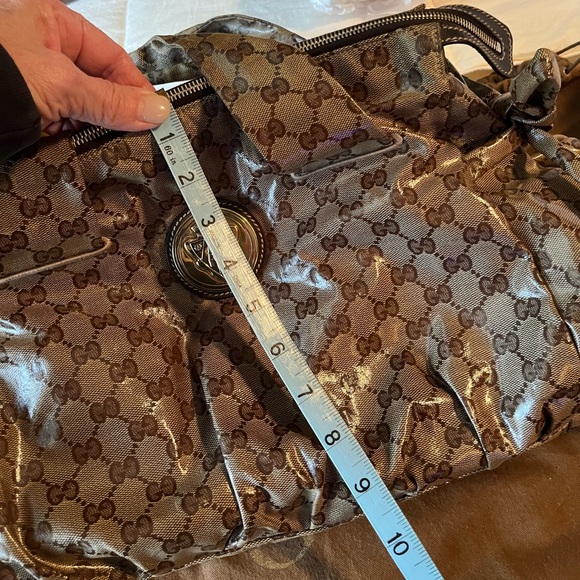 Gucci Handbag💥💥 - Picture 9 of 15